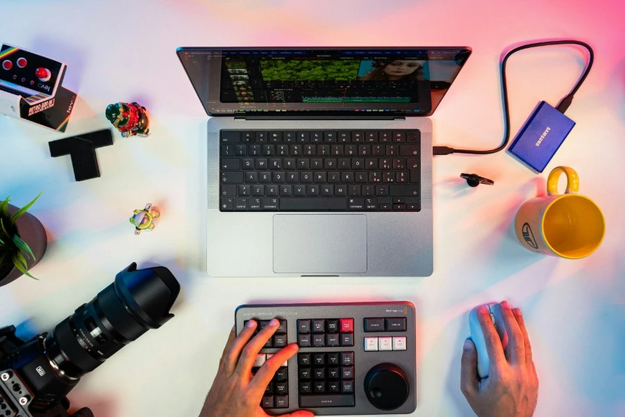 How to Convert AVIF Images to JPG, PNG, and WebP for Universal Compatibility